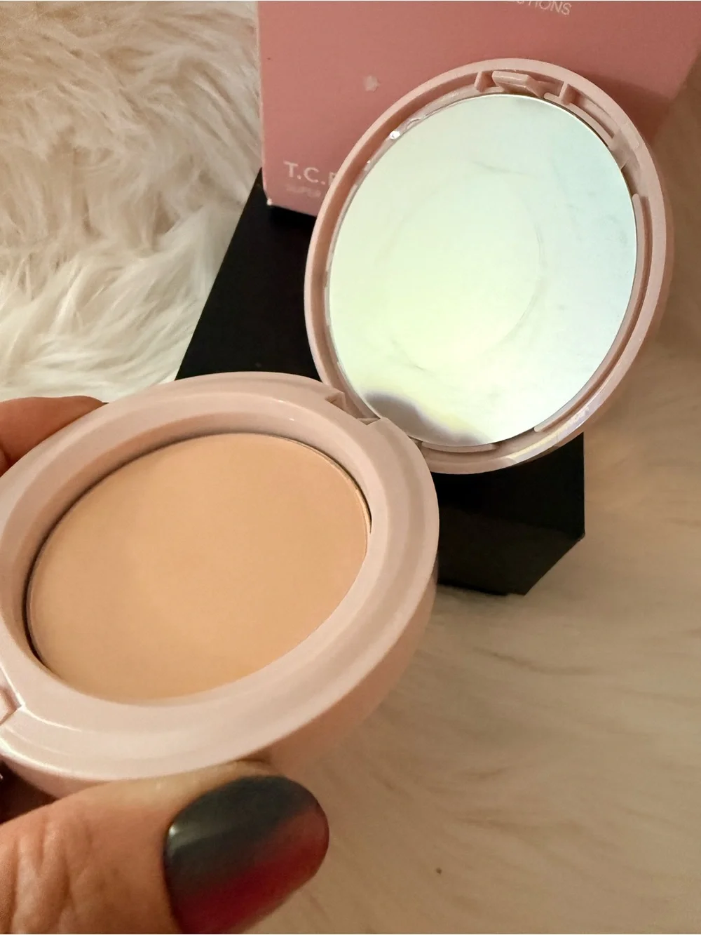 Doll 10 Fair Light super coverage serum powder